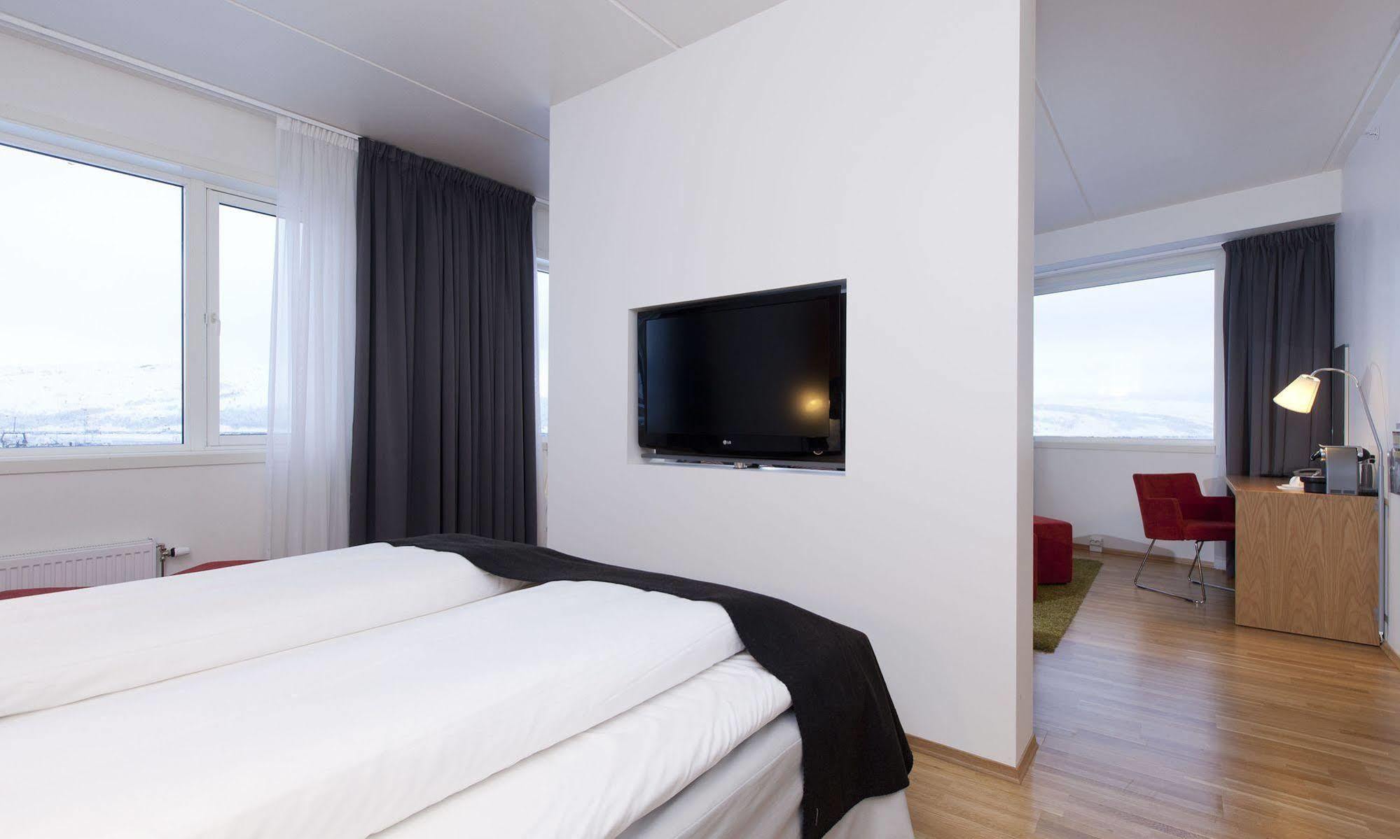 Thon Hotel Kirkenes Exterior foto
